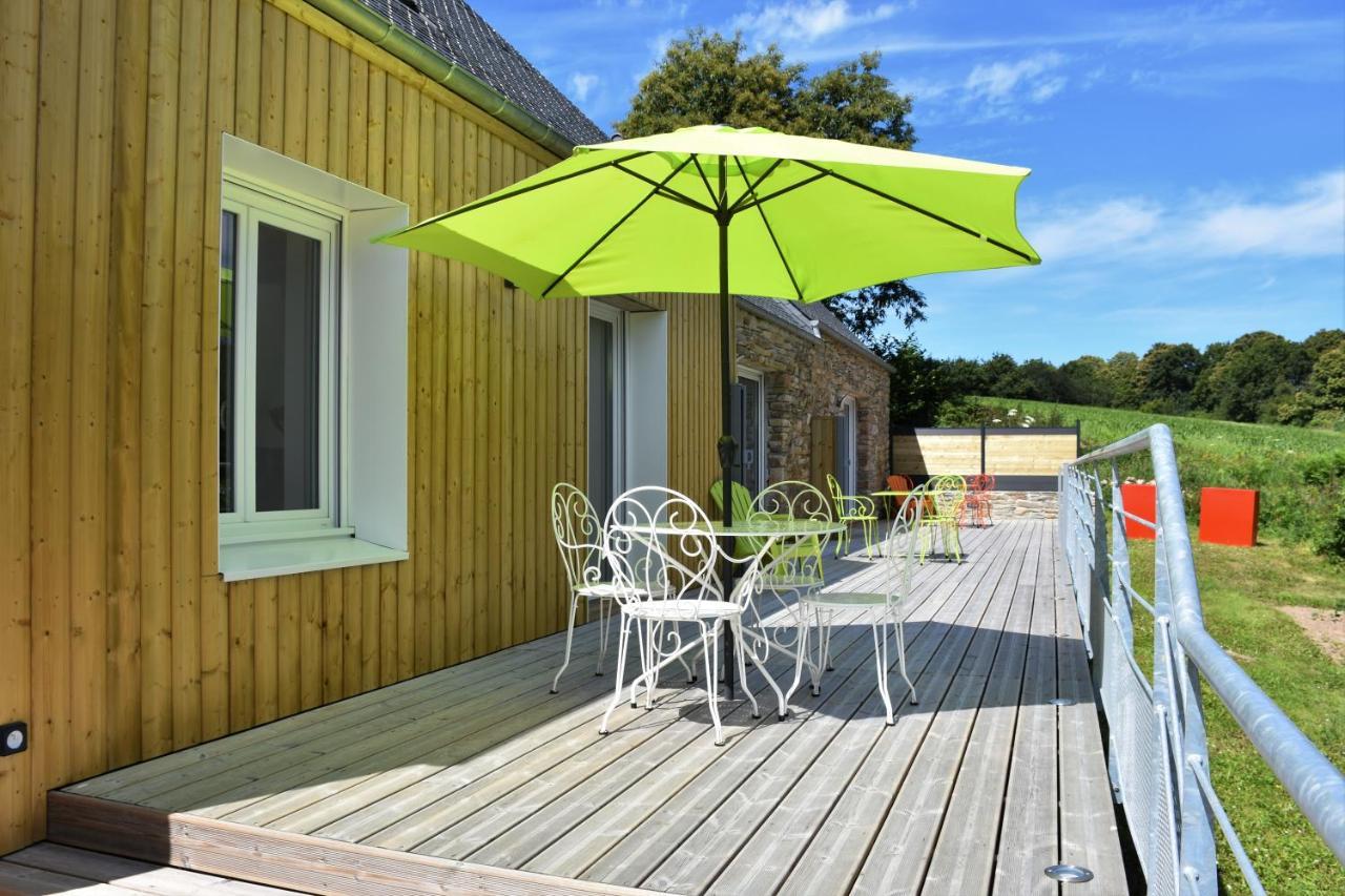 Bed and Breakfast Domaine Des Fougeres Guimaec Exterior foto